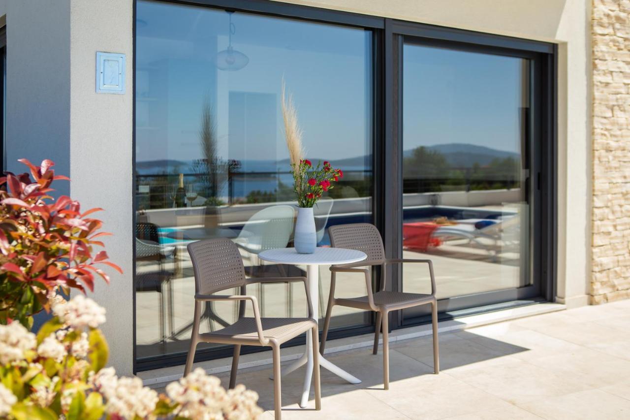 Sun Resort Apartments Zečevo Eksteriør bilde